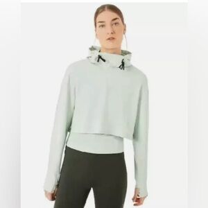 NWT Oakley Luxe Crop Hoodie
